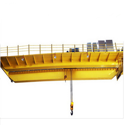Kekuatan Baja Mesin Crane Double Overhead yang dirancang untuk Tinggi Lift Disesuaikan dan Kecepatan Disesuaikan