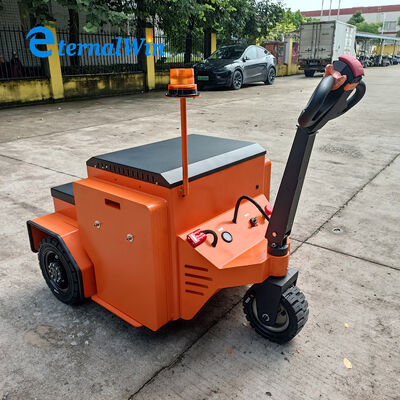 Traktor Penarik Bertenaga Baterai 24V Memberikan Waktu Operasi 8 Jam Per Pengisian Daya Direkayasa untuk Operasi Gudang